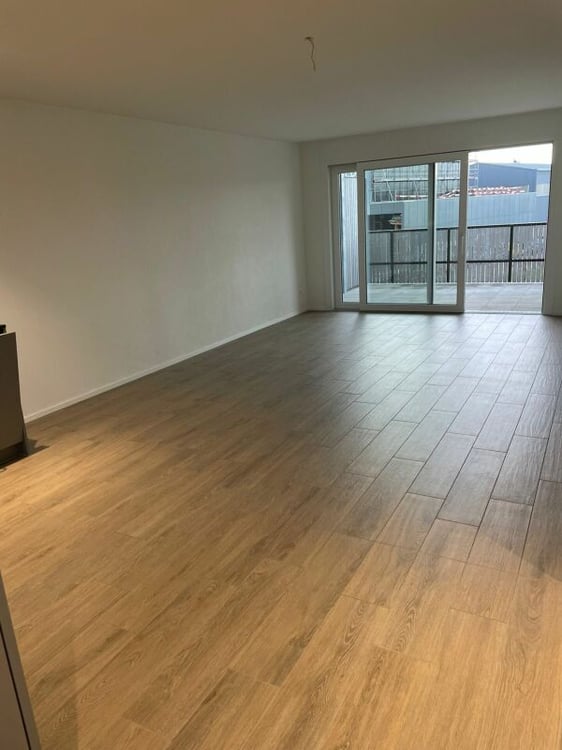 MFH 3.5 Zimmerwohnung im EG links Hofackerweg 22 (22.01) 5