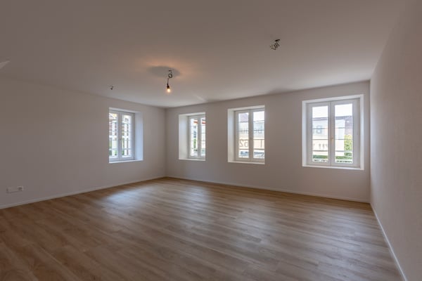 Moderne Gewerberäumlichkeit an TOP Lage für Büro/Praxis/Atelier 1