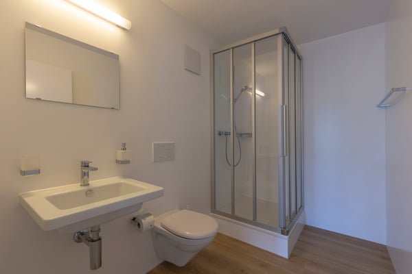 Moderne Gewerberäumlichkeit an TOP Lage für Büro/Praxis/Atelier 4