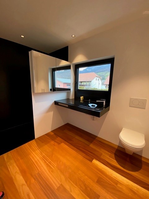 attraktive / moderne 2½-Zimmerwohnung 5