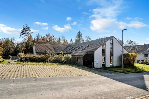 Multifunktionales Gebäude oder Bauland für Wohnnutzung 4