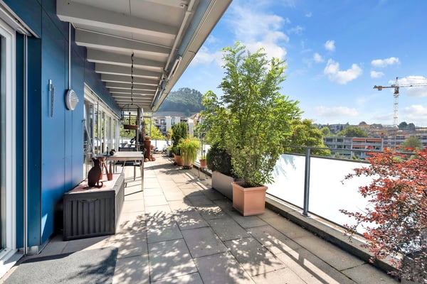 Modernes Attikawohnen im Zentrum von Bolligen 6