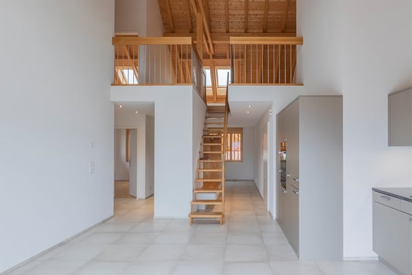 Sonnige Dachwohnung mit Galerie ***Fernsicht*** 4