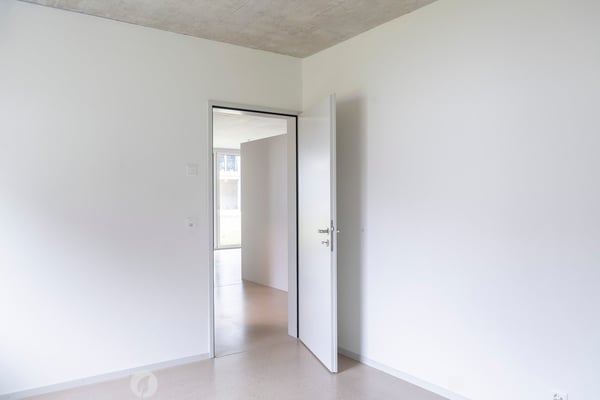 Moderne 2.5-Zimmer-Wohnung mit Balkon im Quartier Les Amis, Biel/Bienne 7