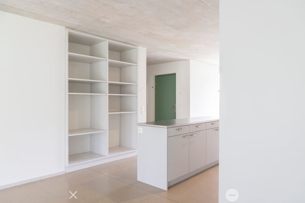 Moderne 2.5-Zimmer-Wohnung mit Balkon im Quartier Les Amis, Biel/Bienne 6