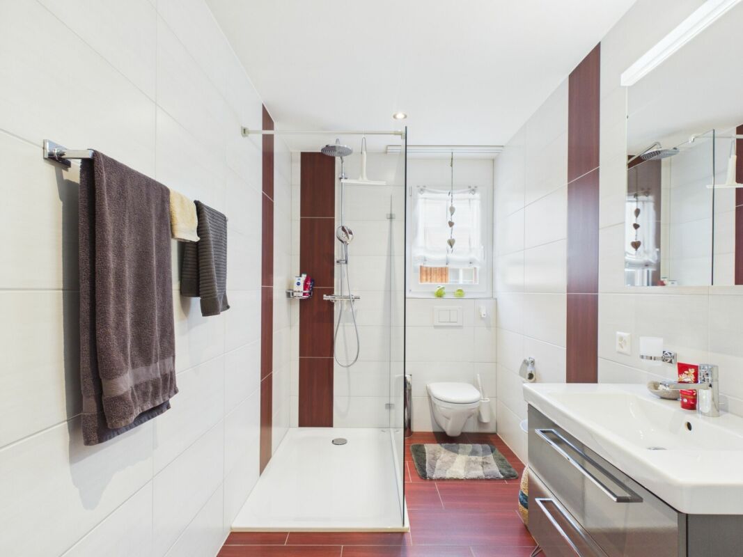 Grosszügige Designwohnung mit zwei Balkonen und stilvollem Wohnambiente