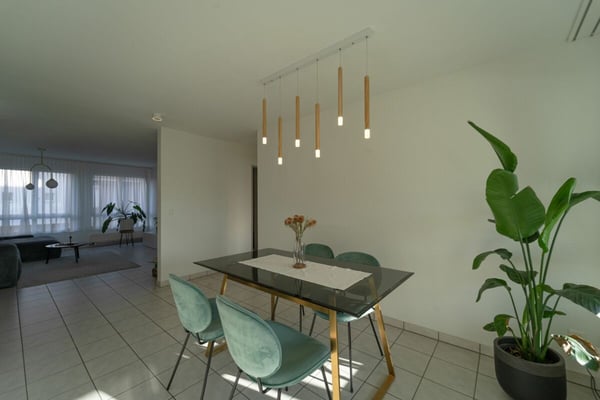 Grosszügige 4½-Zimmer-Wohnung mit Wintergarten und zwei Tiefgaragenplätzen 3