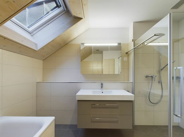 Dachwohnung am Südhang mit Weitblick 11