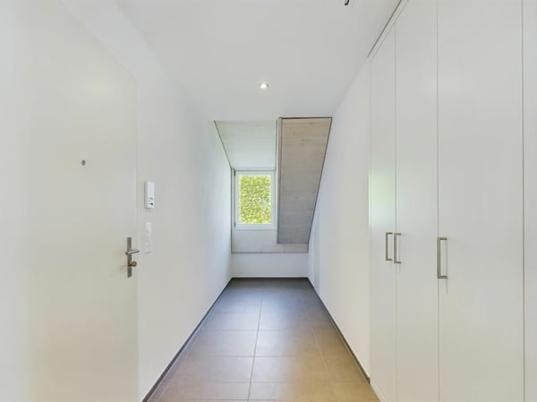Dachwohnung am Südhang mit Weitblick 10
