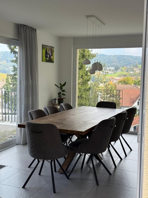 Exklusives Einfamilienhaus mit Einliegerwohnung an ruhiger Hanglange. 3