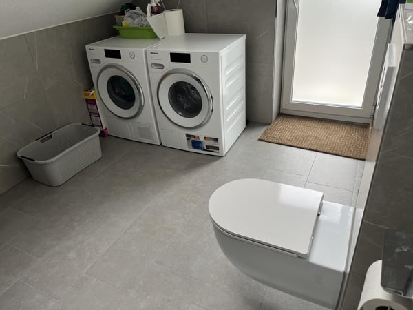 Exklusives Einfamilienhaus mit Einliegerwohnung an ruhiger Hanglange. 19