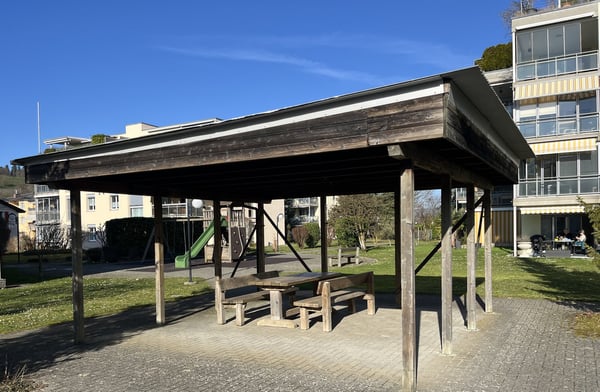 Sonnige 4.5-Zimmer Attikawohnung mit grosser Terrasse und Parkplatz in der Tiefgarage. 23