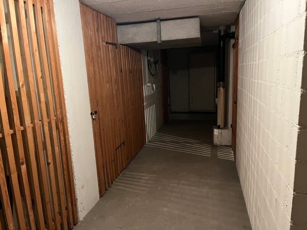 5.5-Zimmer Maisonette-Wohnung mit Gartensitzplatz hoch über dem Greifensee. 13