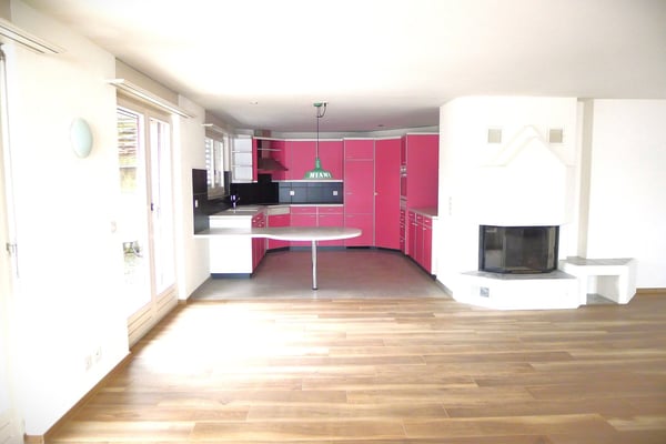 Grosse 4-Zimmer-Wohnung mit Balkon und Kamin, TOP-Lage in Steffisburg 7