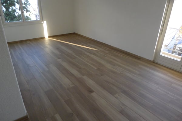 Grosse 4-Zimmer-Wohnung mit Balkon und Kamin, TOP-Lage in Steffisburg 6