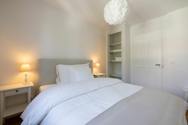 Möbliertes 1.5 Zimmer Business Apartment mit dem Thema Le Corbusier 7