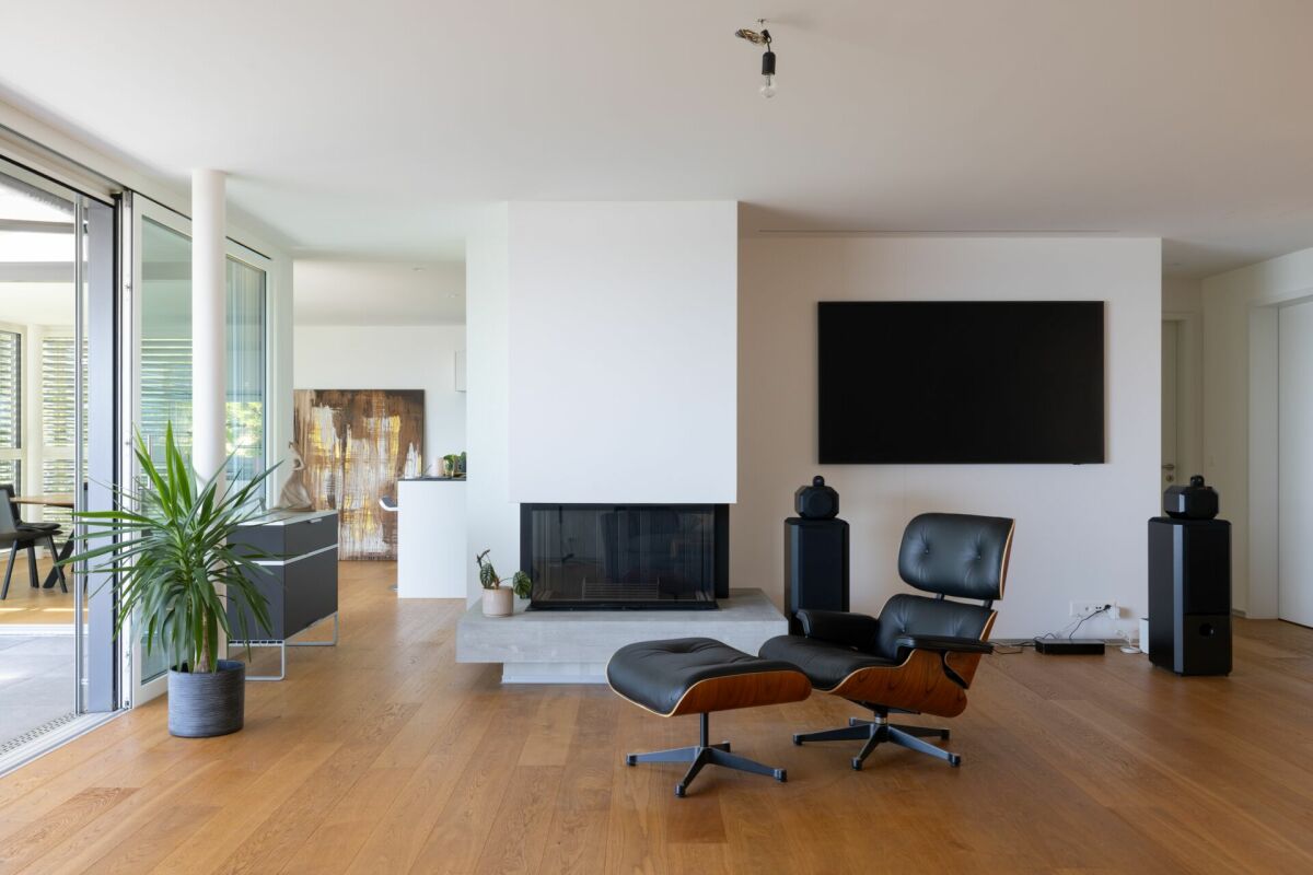 Appartement en attique avec vue sur le lac- 10min de Bienne, 25min de Neuchâtel