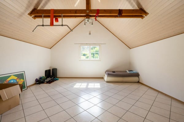 6.5 Zimmer Einfamilienhaus mit grossem Platzangebot in Plasselb 7