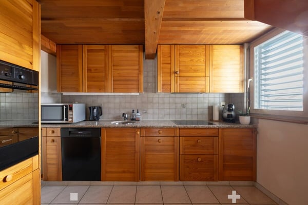 Rendite- oder Eigennutzung: Wohn- und Gewerbeobjekt in Matten bei Interlaken 6