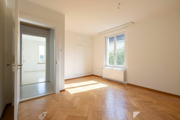 3-Familienhaus an zentraler Bieler Lage 2
