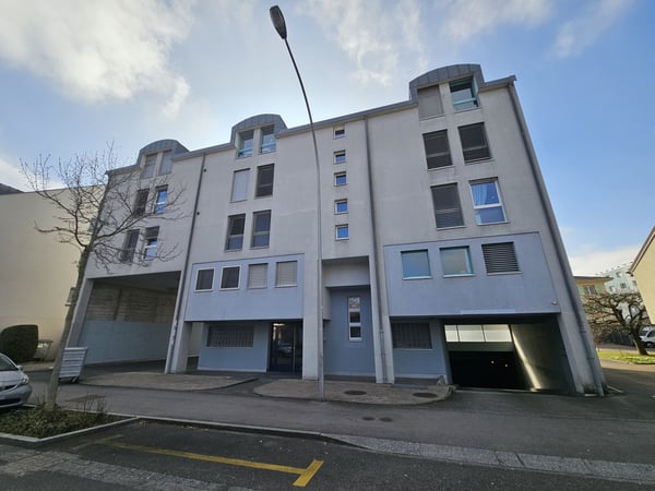 Charmant 1 pièces lumineux proche du centre-ville ! 1