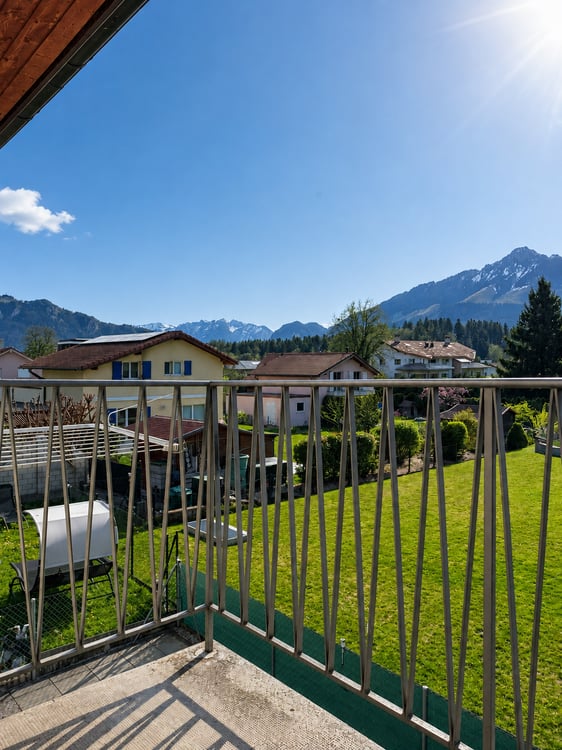 Charmante maison jumelée de 6,5 pièces avec vue sur les montagnes 13