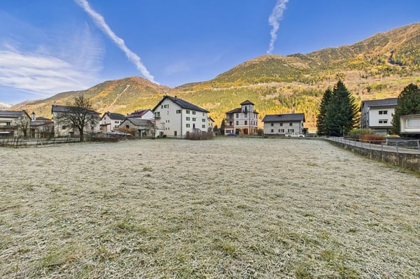 Grosses Bauland R3 von 2'300 m² - Ambrì 1