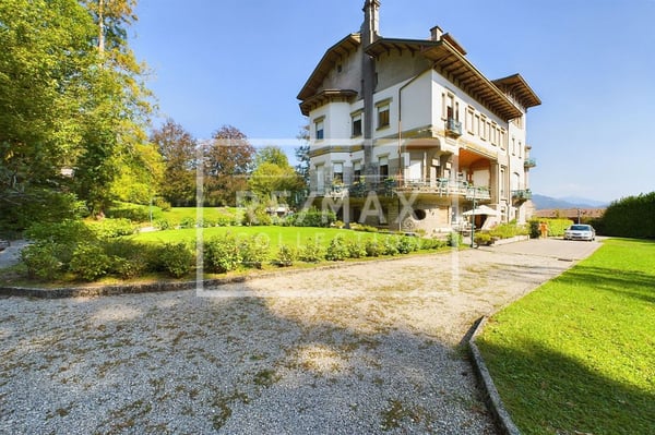 Attraktive Wohnung inmitten von Geschichte und Natur in Lanzo d'Intelvi, Italien 2