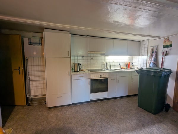 Mehrfamilienhaus mit Gewerbe in Sumiswald 12