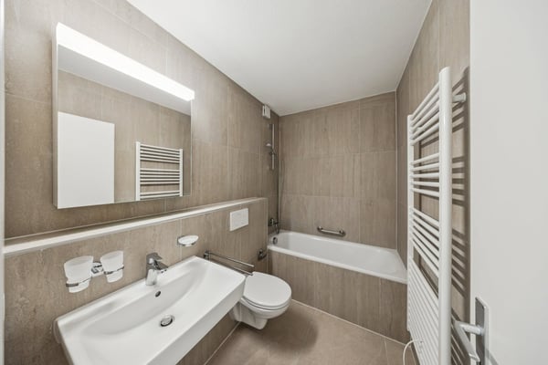 Totalsanierte, helle 5.5-Zimmer-Wohnung in Sumiswald 13
