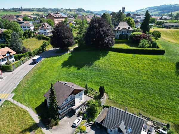 Grosszügiges Einfamilienhaus mit traumhaftem Raumangebot 2