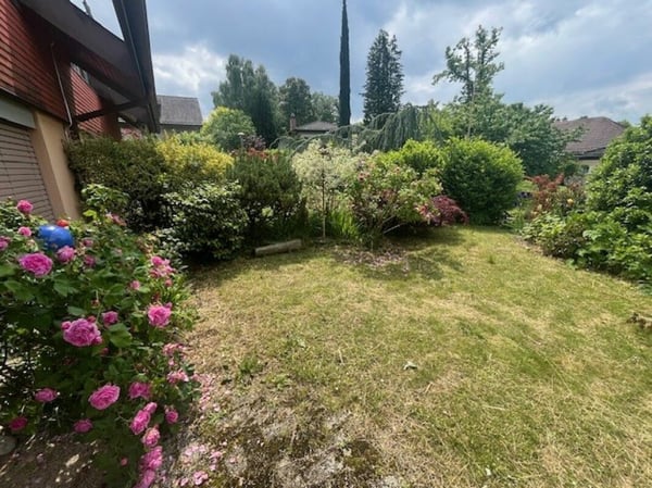 Maison mitoyenne avec jardin 13