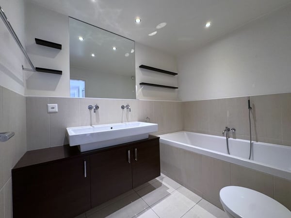 Élégant 1.5 pièces avec terrasse et vue lac d'exception 7