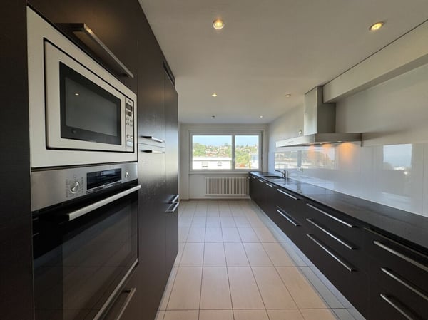 Élégant 1.5 pièces avec terrasse et vue lac d'exception 6