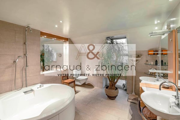 Appartement de 300 m2, en duplex, à La Chaux-de-Fonds 4