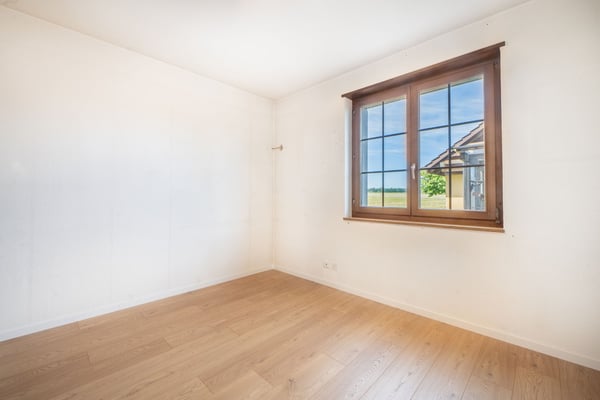 6.5-Zimmer-Einfamilienhaus mit Traumgarten und Whirlpool an unverbaubarer Lage 10