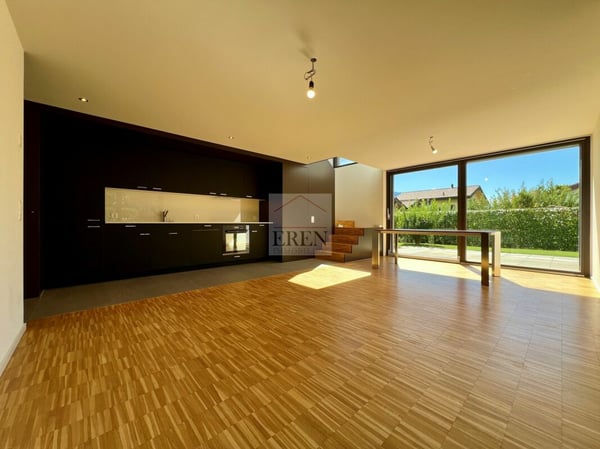 Résidence contemporaine de 4 appartements en duplex entièrement loués à vendre - Immeuble de rendement locatif pour Investisseur 3