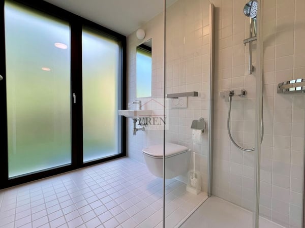 Résidence contemporaine de 4 appartements en duplex entièrement loués à vendre - Immeuble de rendement locatif pour Investisseur 9