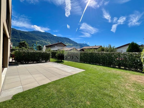 Résidence contemporaine de 4 appartements en duplex entièrement loués à vendre - Immeuble de rendement locatif pour Investisseur 18