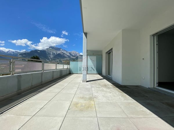Appartement 2,5 pièces récent avec grande terrasse à Aproz (Nendaz)