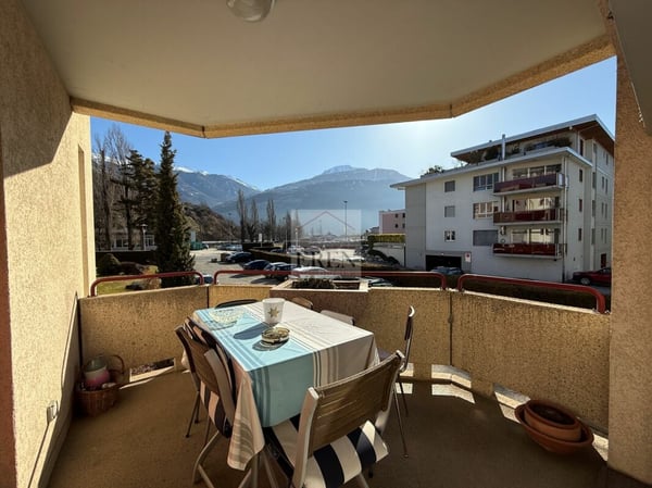 Appartement 3,5 pièces au 1er étage à louer à Conthey