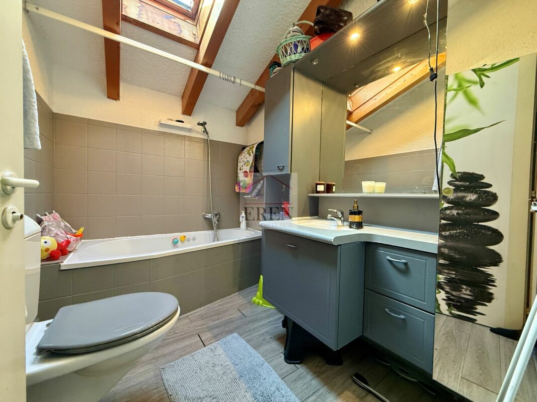 Villa individuelle 6 pièces de 146 m2 habitables + sous-sol avec garage - Idéale pour famille