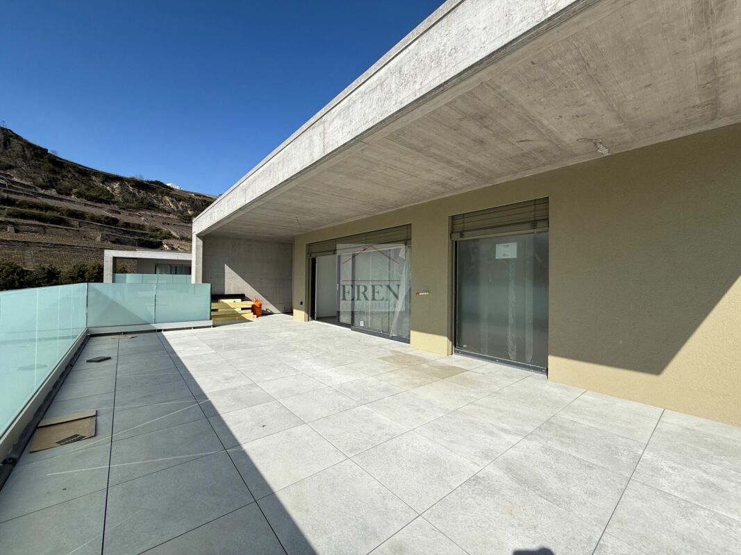 Spacieux attique 4,5 pièces avec terrasse panoramique de 68 m2