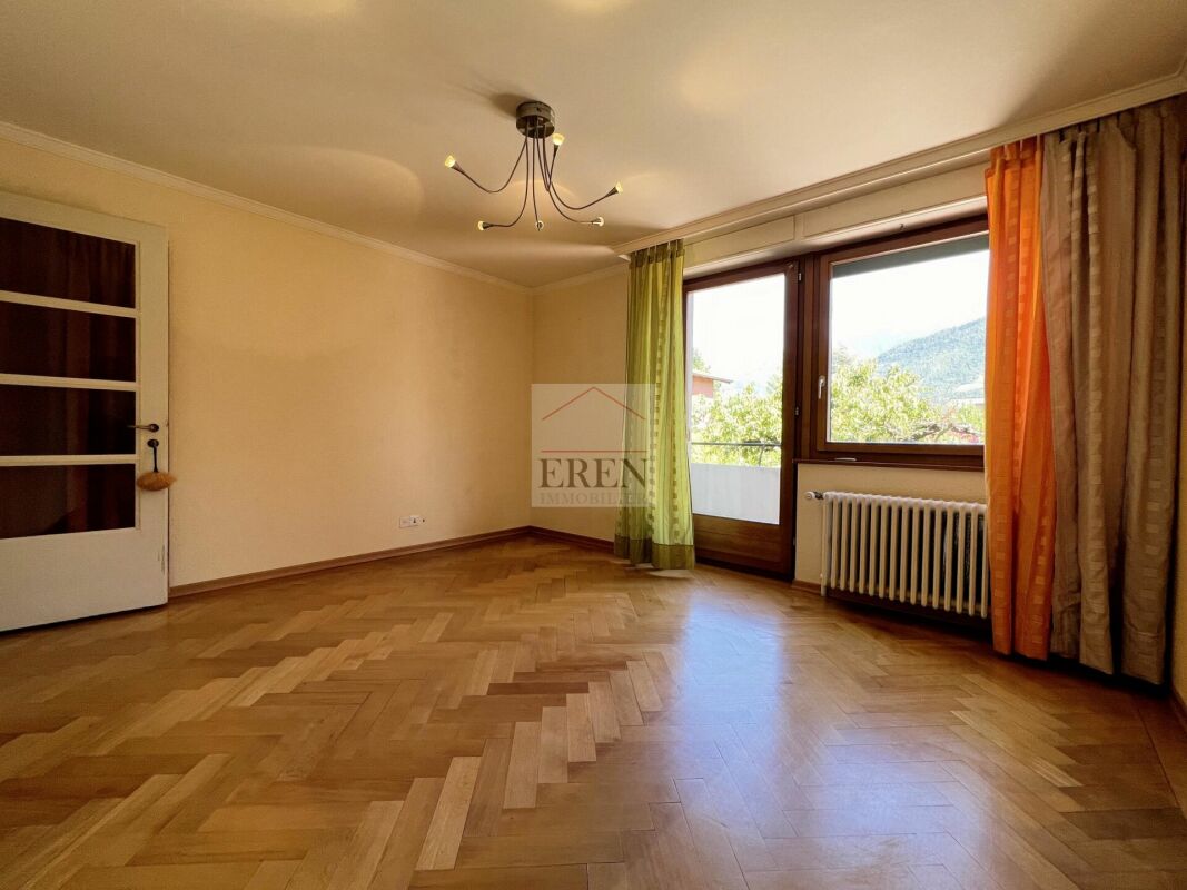 Maison individuelle 4,5 pièces de 160 m2 avec terrasse-pelouse + sous-sol