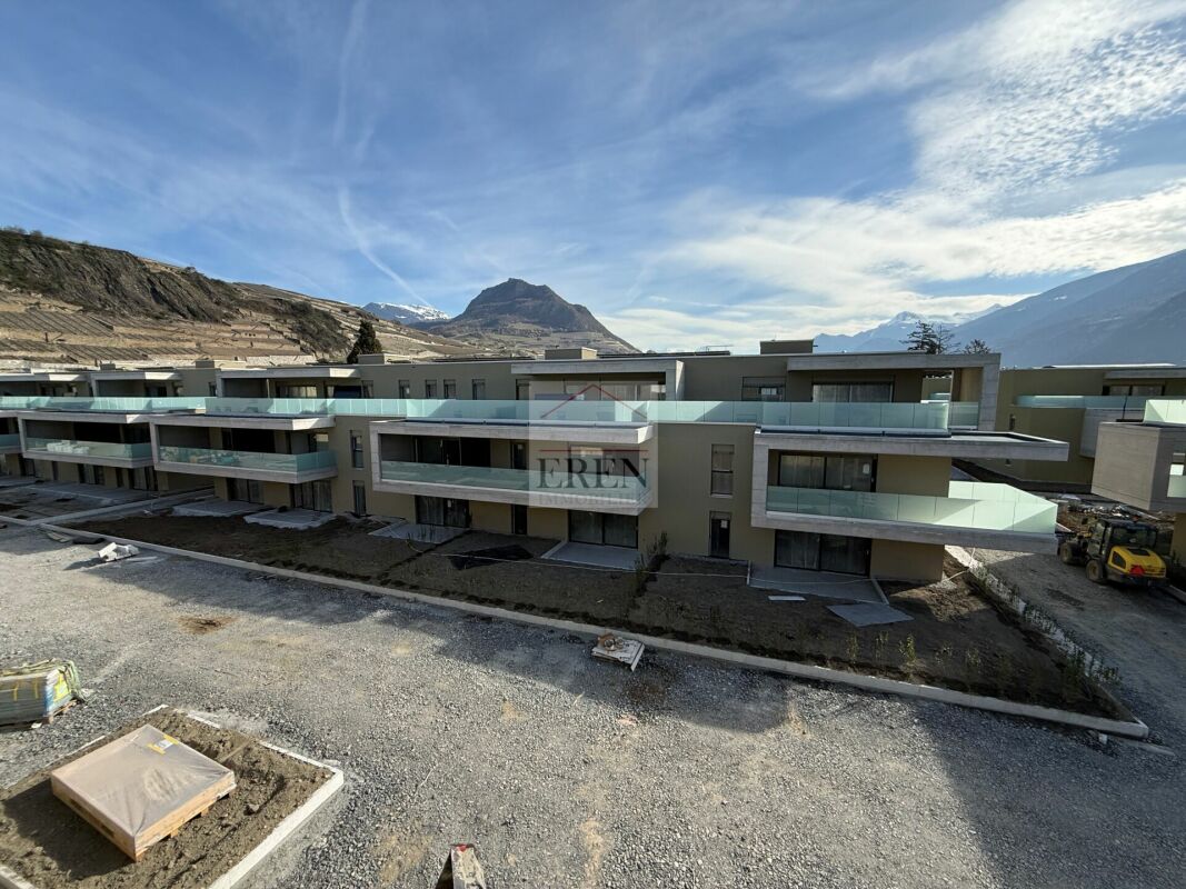 Spacieux attique 4,5 pièces neuf avec terrasse panoramique de 68 m2 - Livraison juin 2026