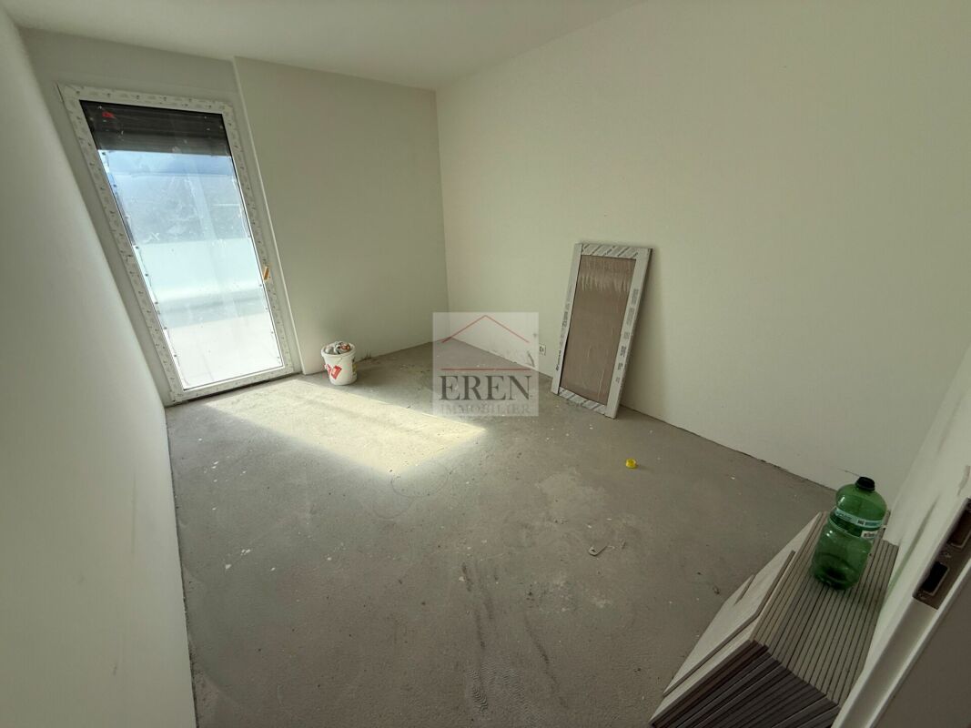 Spacieux attique 4,5 pièces avec terrasse panoramique de 63 m2