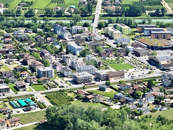 Spacieux attique 2,5p de 90m2 et grande terrasse de 29 m2 au centre de Fully 20