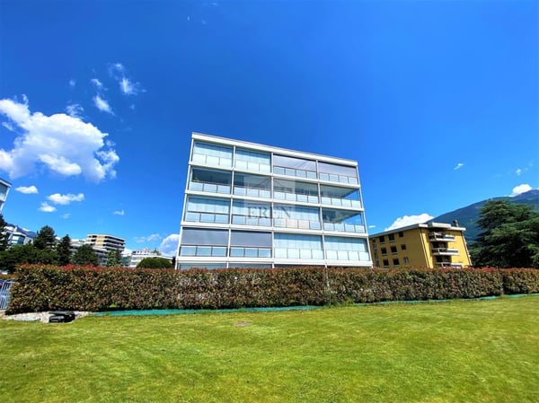 Magnifique 3,5p récent avec grande terrasse et vue dégagée 18