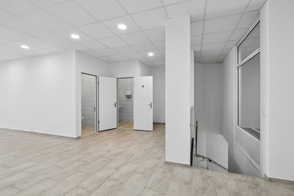 Attraktive Gewerbefläche direkt an der Hauptstrasse in Birsfelden 7
