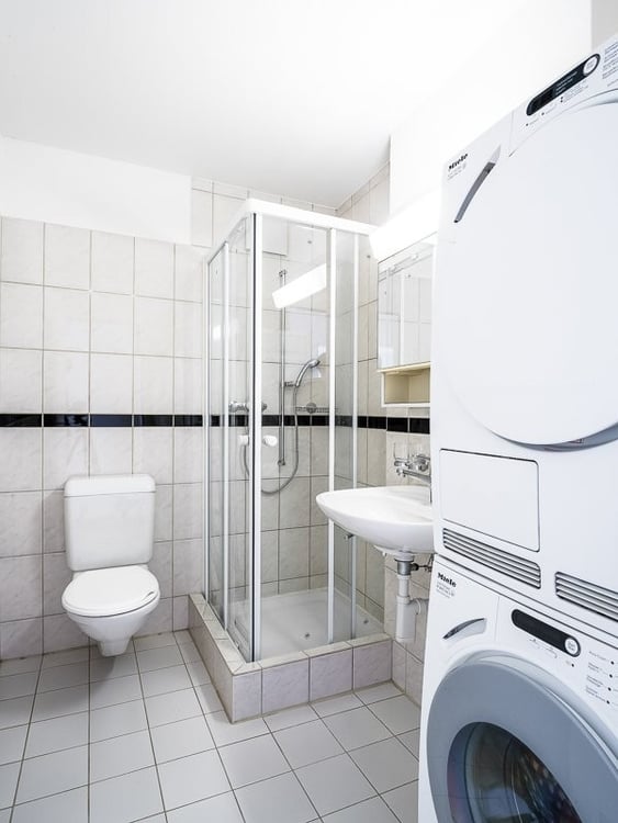 Attraktive 4.5-Zimmer-Wohnung mit eigenem Waschturm 3